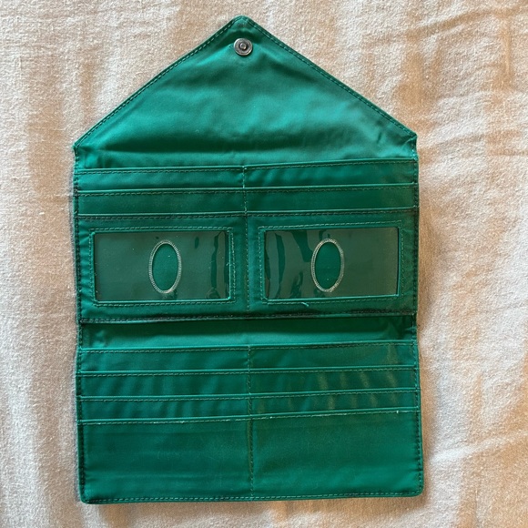 Big Skinny Trifold Wallet in Green - Picture 4 of 4
